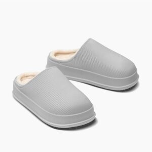 NWT Cloud Slides: Cozy Gray Women's Slippers